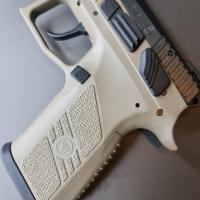 P 07 3