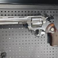 Colt python