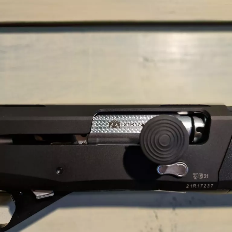Cz 1012 synthetic1