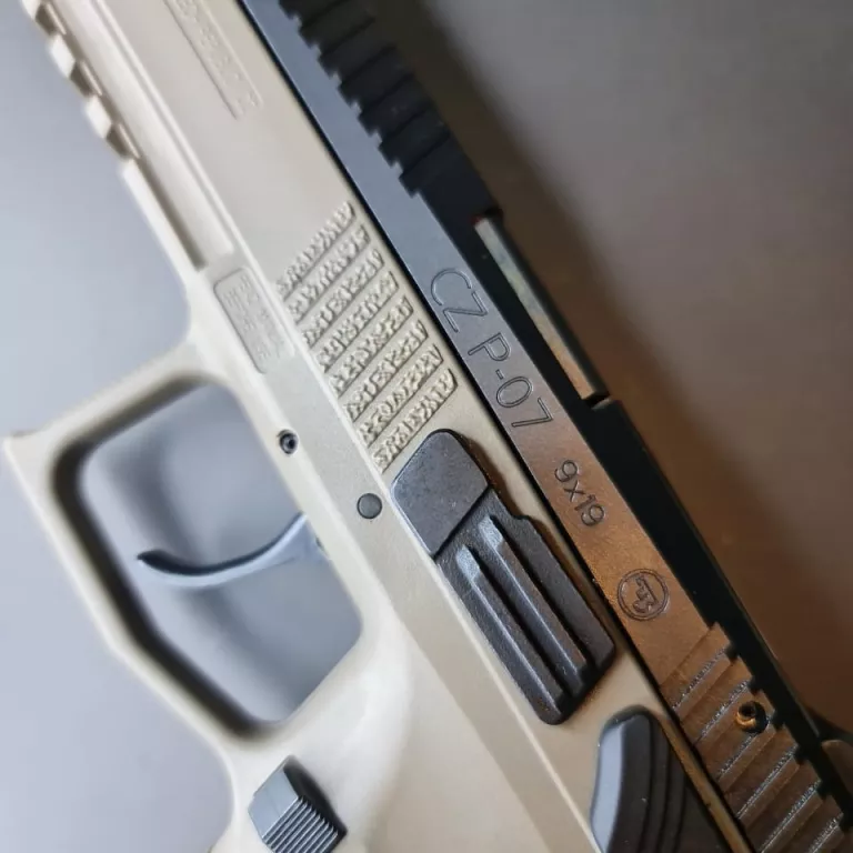 P 07 2