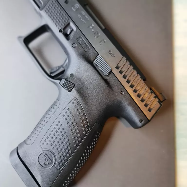 P 10 c 4
