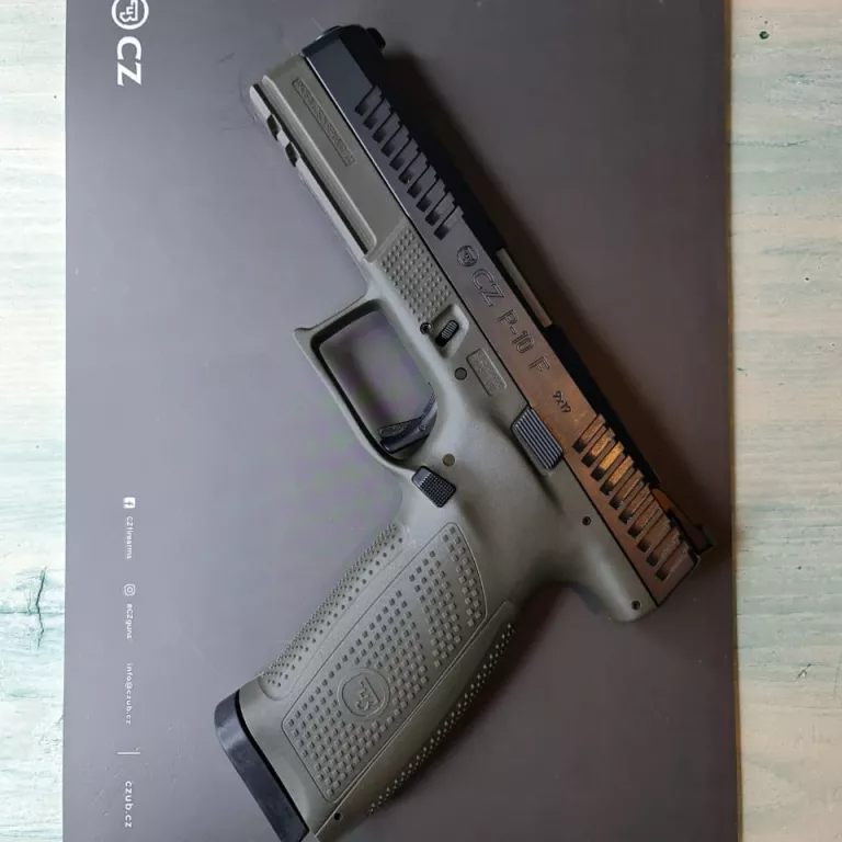P 10 f 4