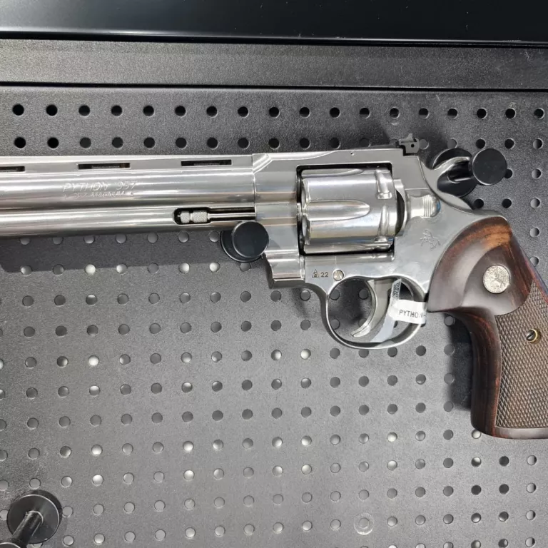 Colt python