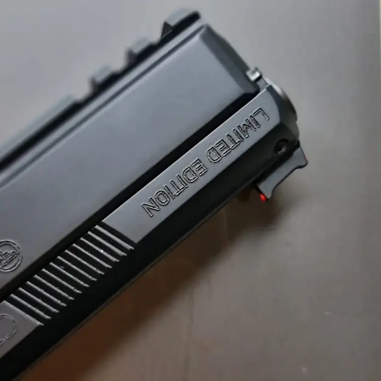 Cz 75 sp 01 shadow3